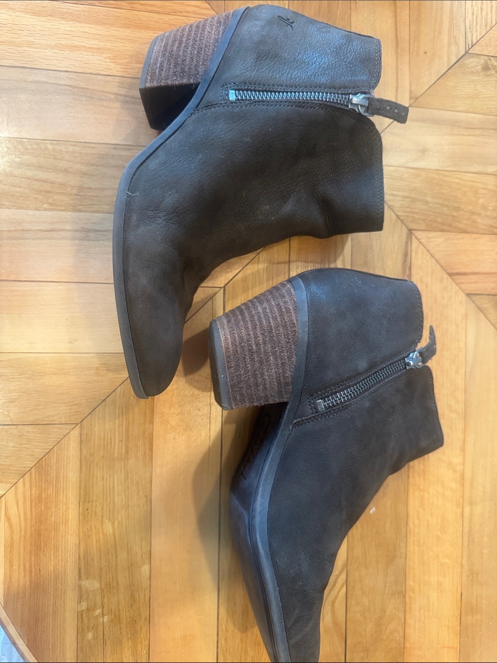 Frye Judy Judith Zip Booties Brown Leather Size 8.5M